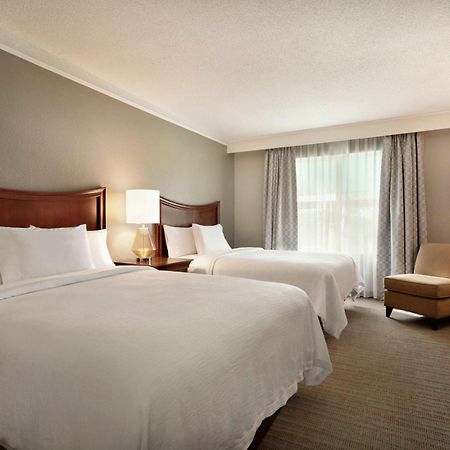 Embassy Suites Брунсуик Екстериор снимка